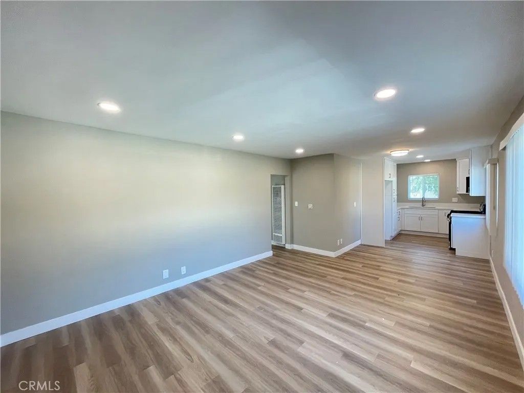 Photo of 408 Calle Cinco #4, Montebello, CA 90640 (MLS # GD25276065)