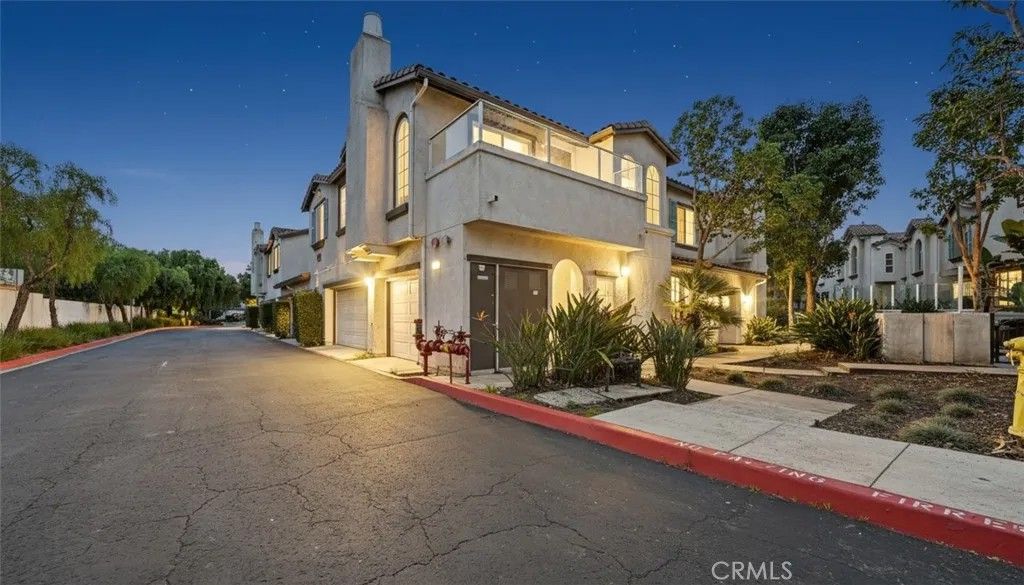 Photo of 293 Reef Point Way #6, Oceanside, CA 92058 (MLS # SW25281676)