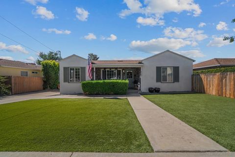 Photo of 4580 71st Street, La Mesa, CA 91942 (MLS # 250041280)