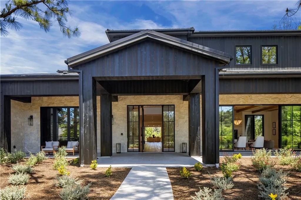 24341 ROLLING VIEW Road