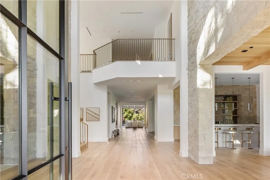 24341 ROLLING VIEW Road