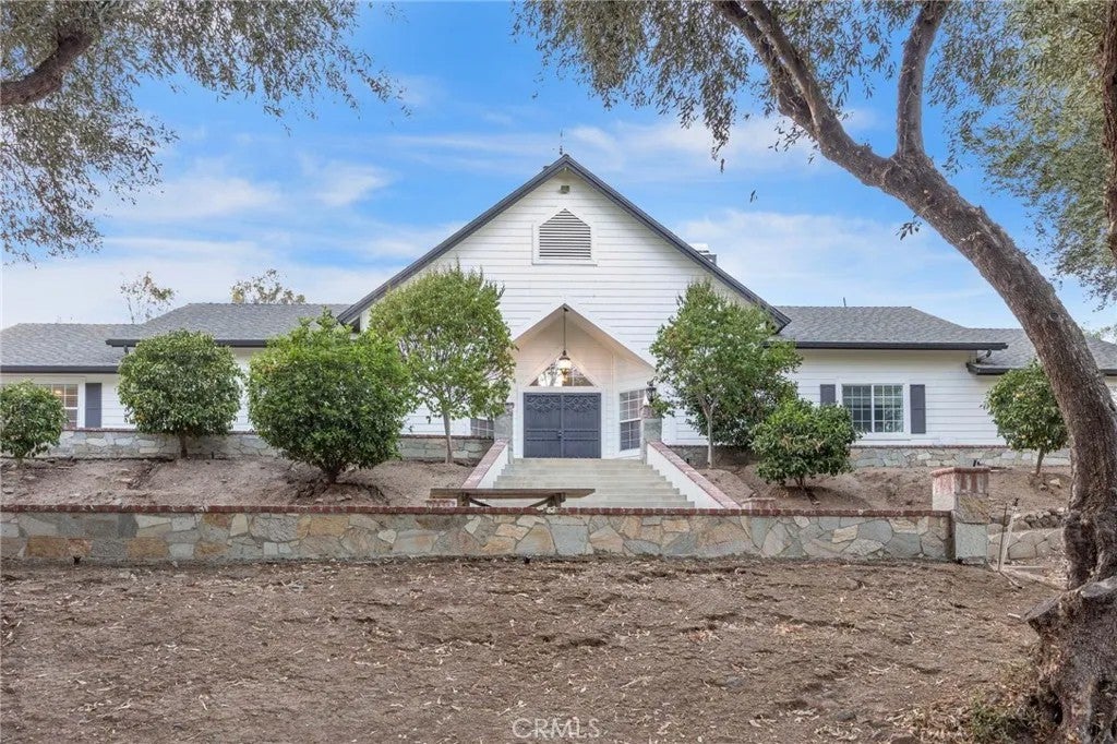 42761 Juniper