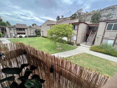 Photo of 5462 Adobe Falls Rd #11, San Diego, CA 92120 (MLS # 260006366)