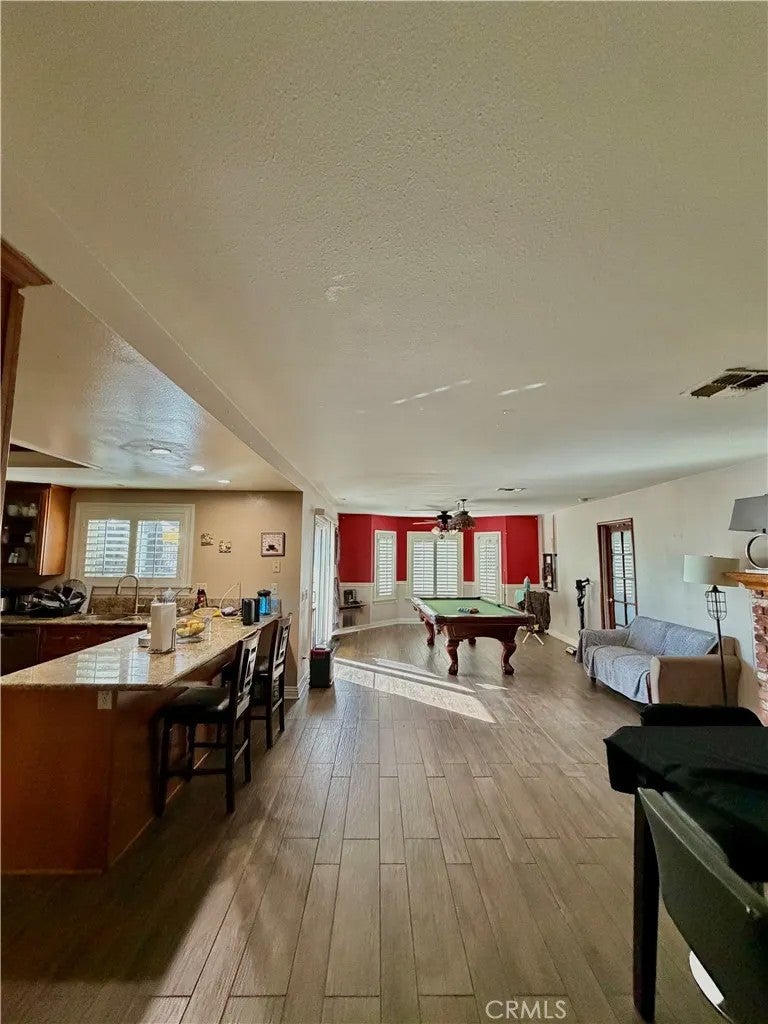 1023 Fountain Springs