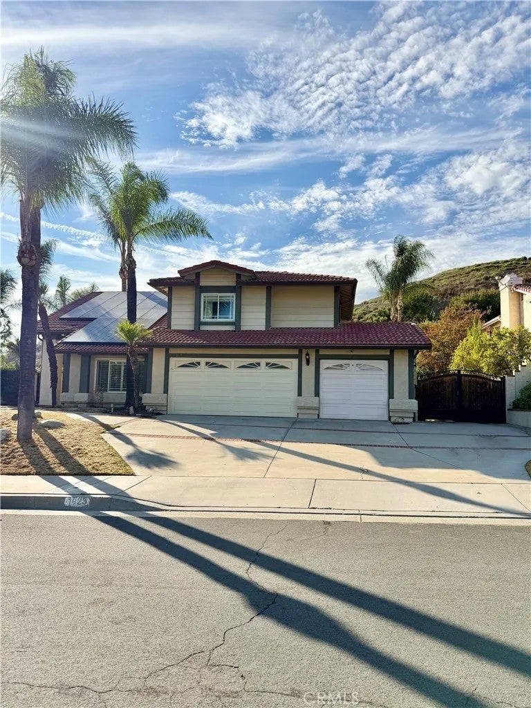 1023 Fountain Springs