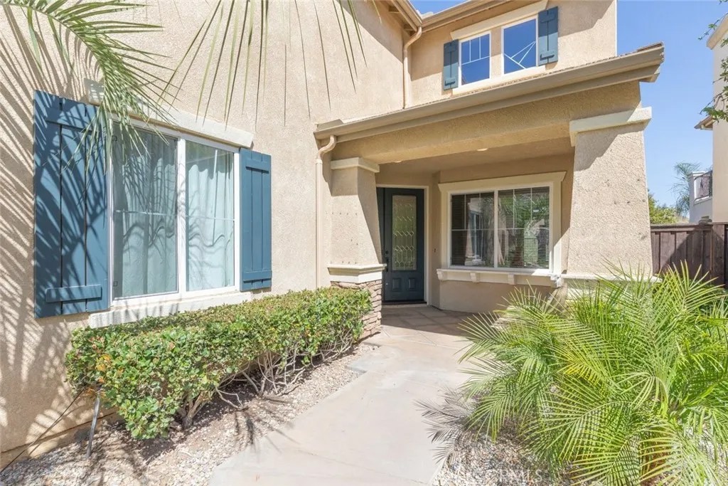 31952 Cedarhill Lane