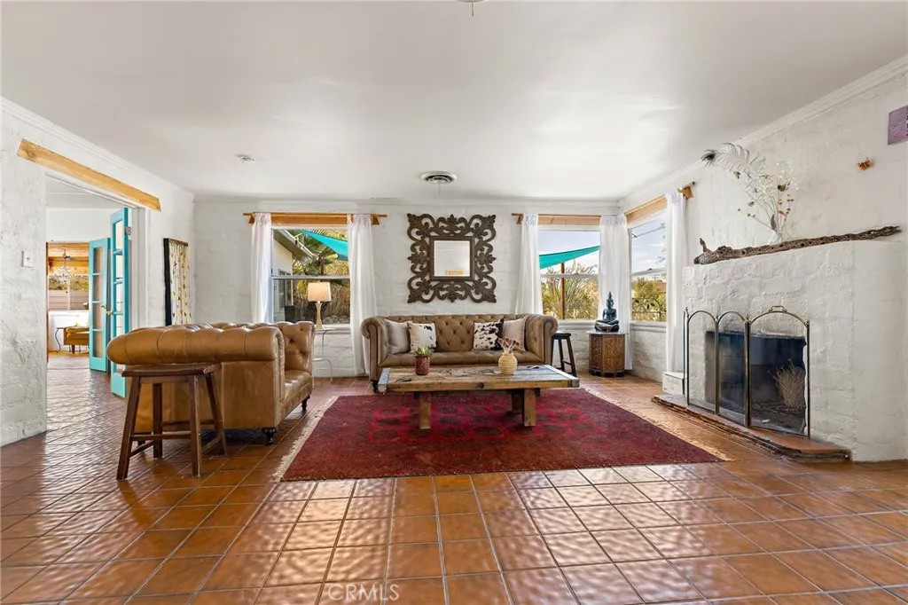 6766 Mesquite Drive
