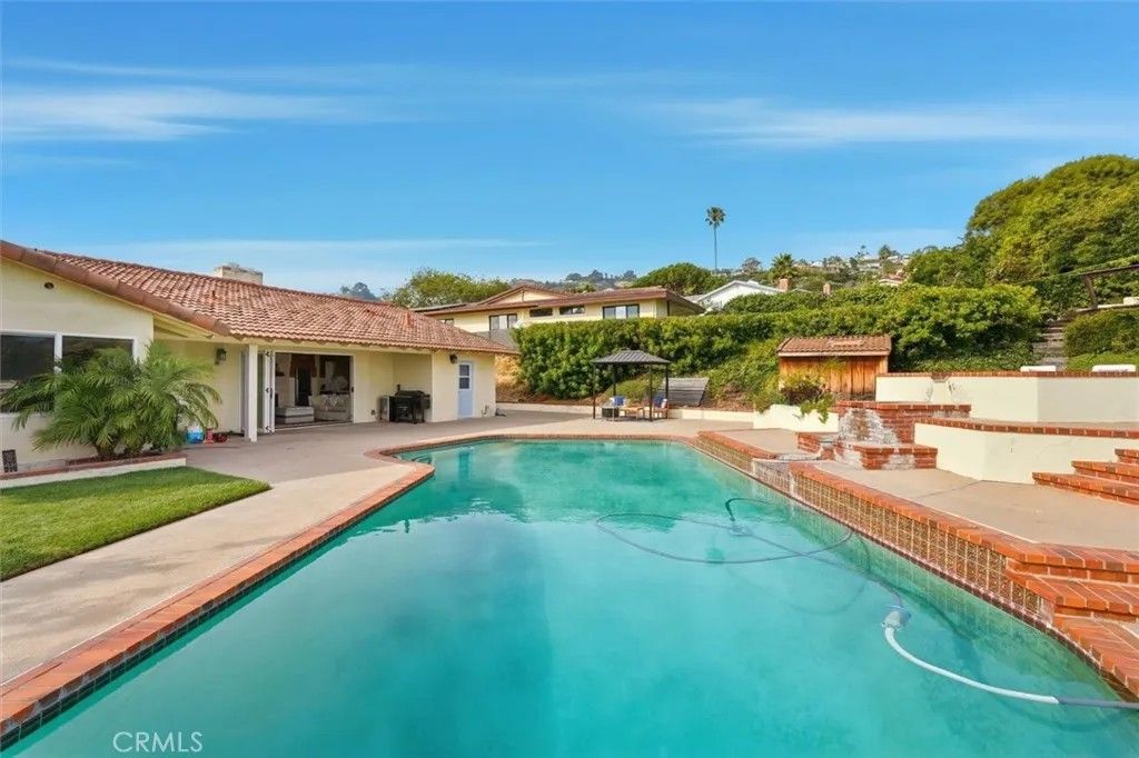 Photo of 3570 Heroic Drive, Rancho Palos Verdes, CA 90275 (MLS # PV26067246)