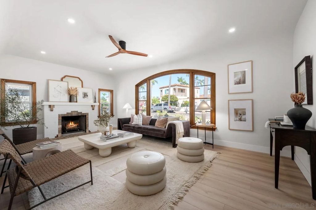 Photo of 4866 Sussex Dr, San Diego, CA 92116 (MLS # 260008396)