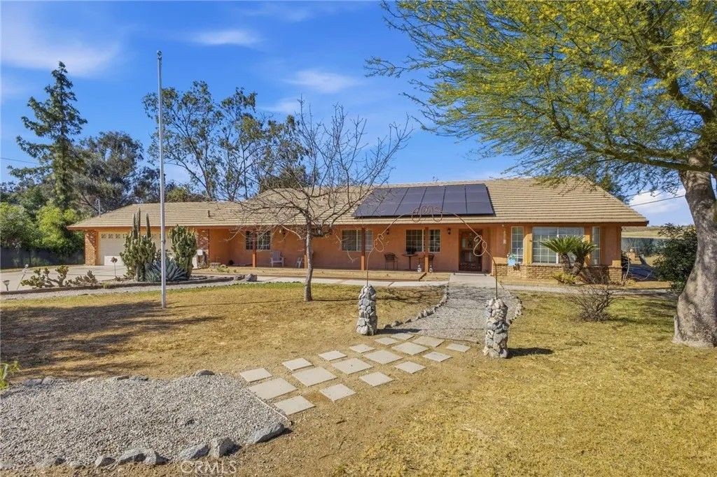 Photo of 19992 Covell St, Riverside, CA 92508 (MLS # PW26058410)