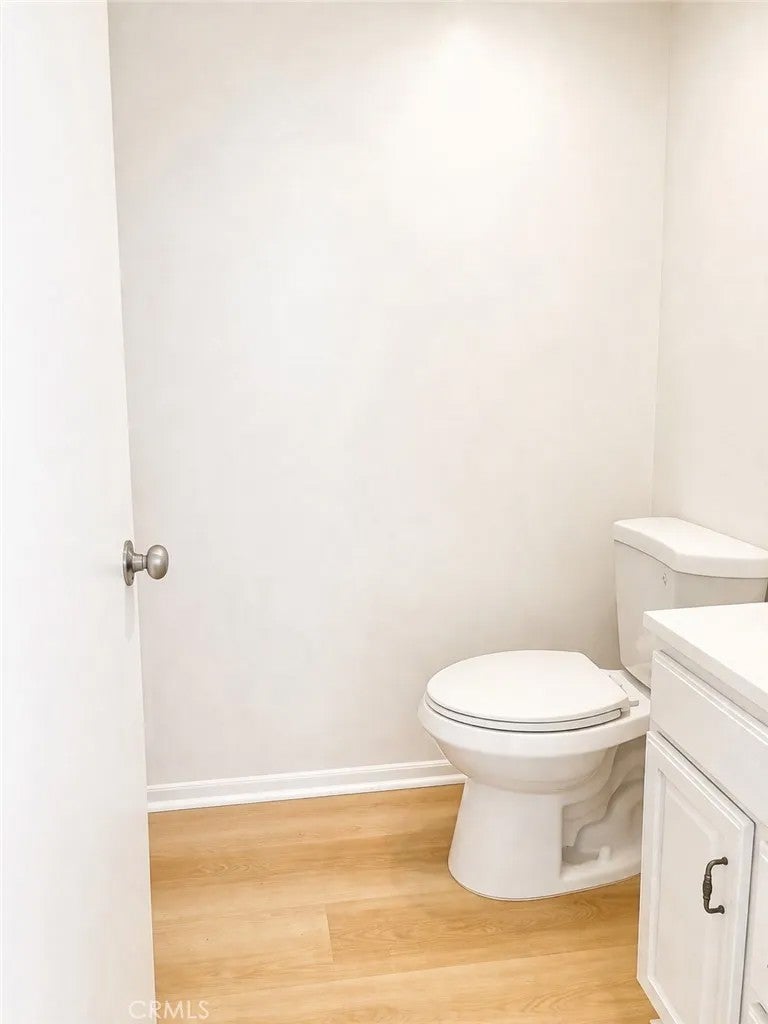 961 W Lamark