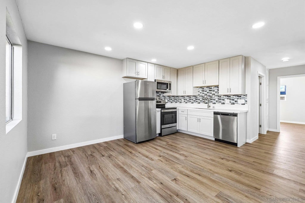 Photo of 1274 Holly Ave, Imperial Beach, CA 91932 (MLS # 260024805)