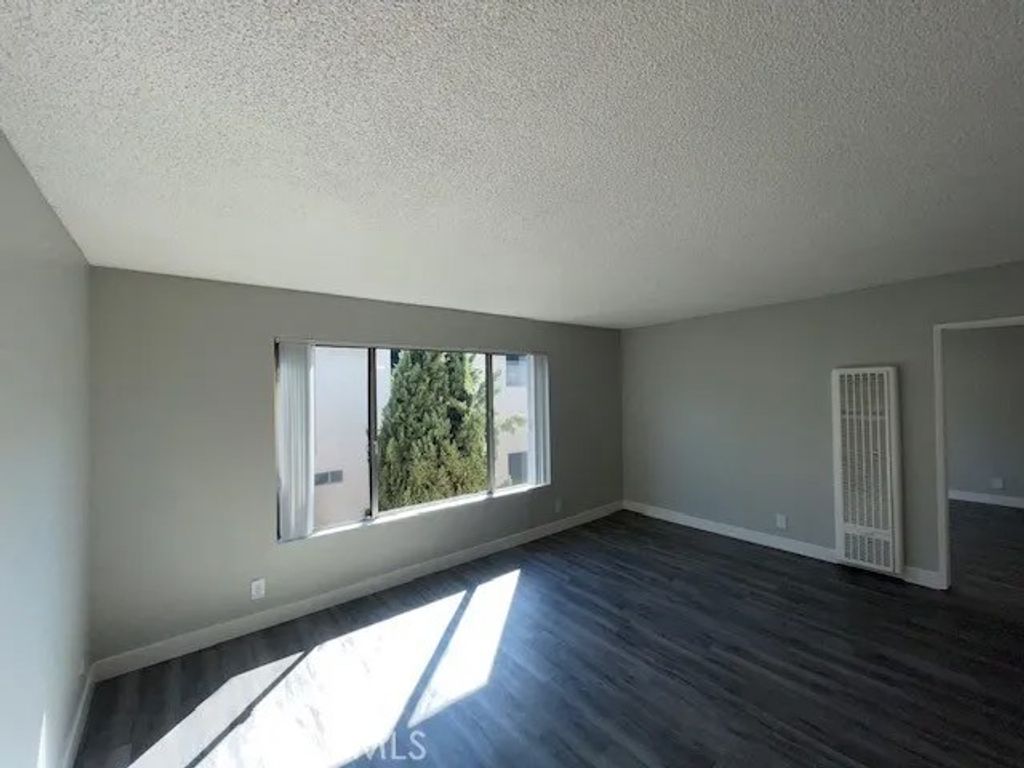 Photo of 13717 Chadron Avenue #20, Hawthorne, CA 90250 (MLS # SB26007716)
