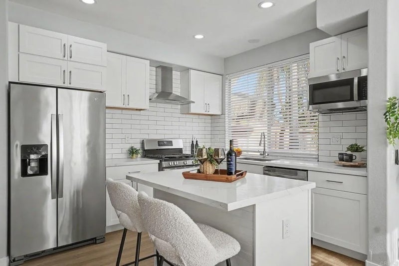 1138 Calle Dulce