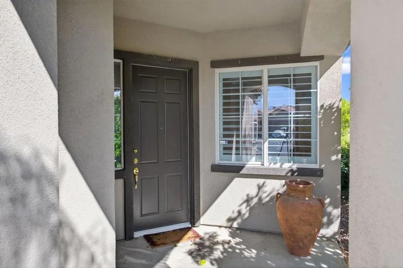 80456 Glen Eagles Court