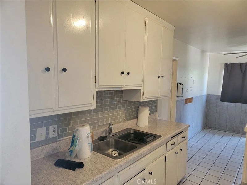 930 Garden Grove