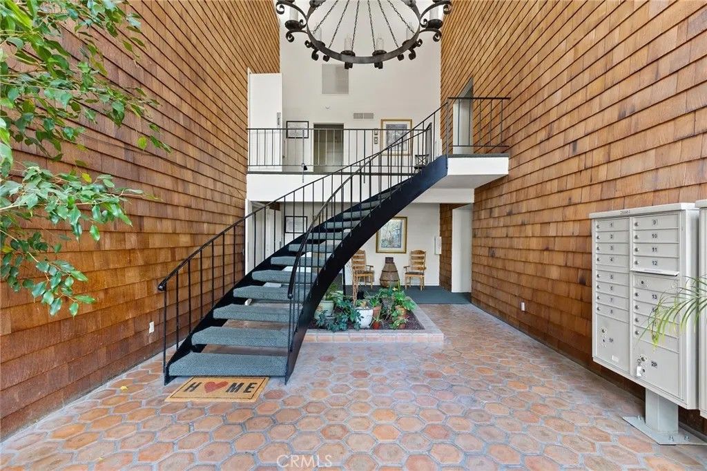 Photo of 28661 Via Las Flores #304, Murrieta, CA 92563 (MLS # SW26054741)