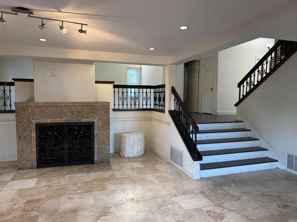 467 Cherry Hills Lane