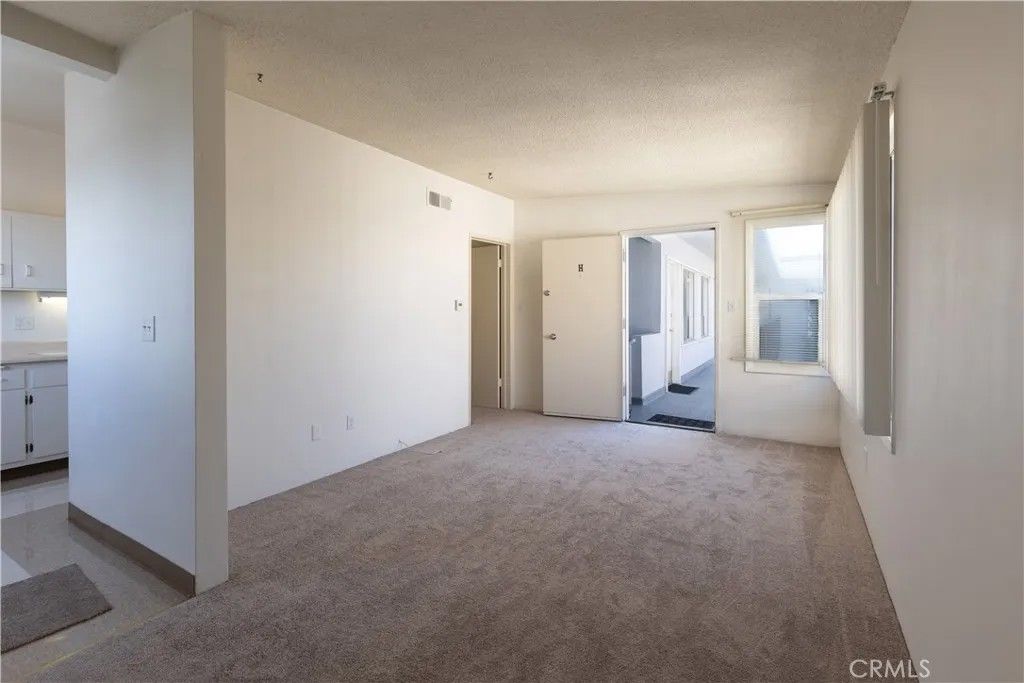 Photo of 507 Avenue G #H, Redondo Beach, CA 90277 (MLS # SB26017980)
