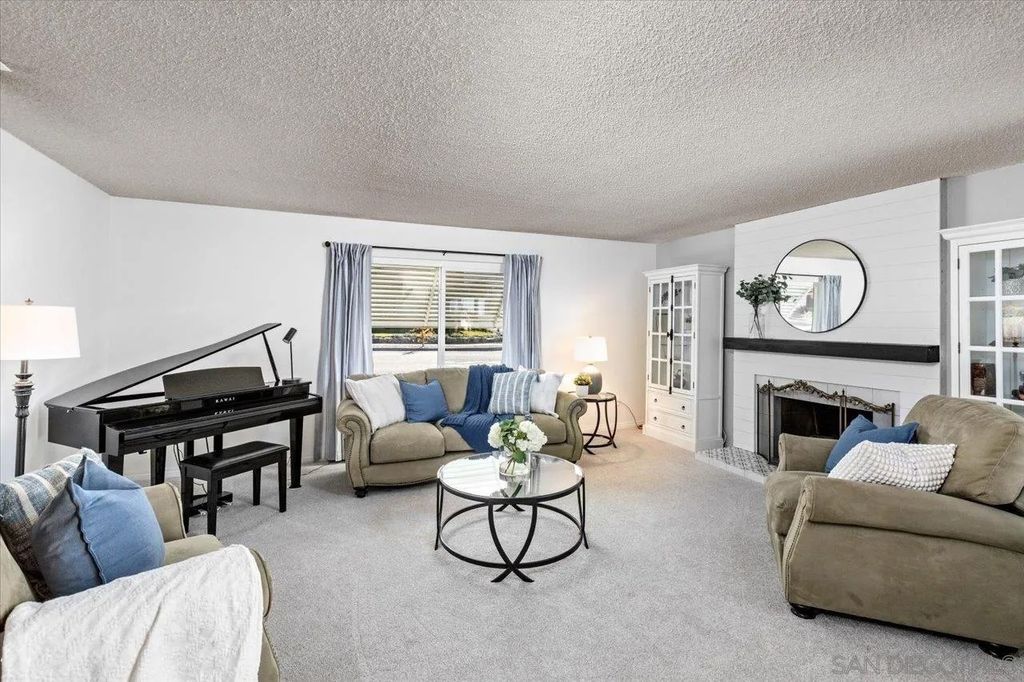 Photo of 780 linwood St, Escondido, CA 92027 (MLS # 250046104)