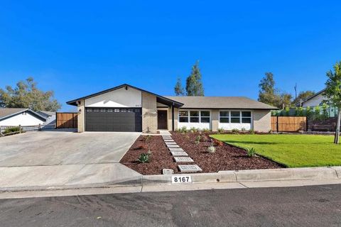 Photo of 8167 Bridal Path Cir, Jurupa Valley, CA 92509 (MLS # PTP2602328)
