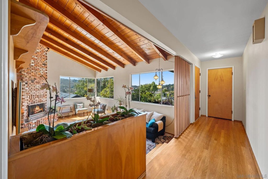 Photo of 3958 Kenwood Dr, Spring Valley, CA 91977 (MLS # 260007824)