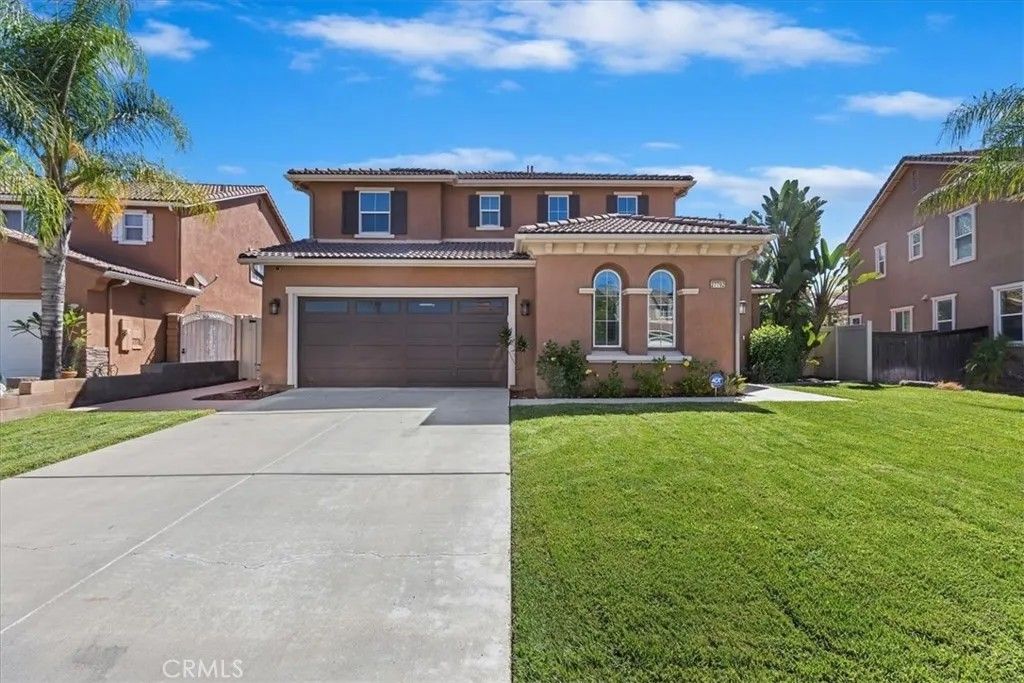 Photo of 27792 Carlton Oaks Street, Murrieta, CA 92562 (MLS # OC25206865)