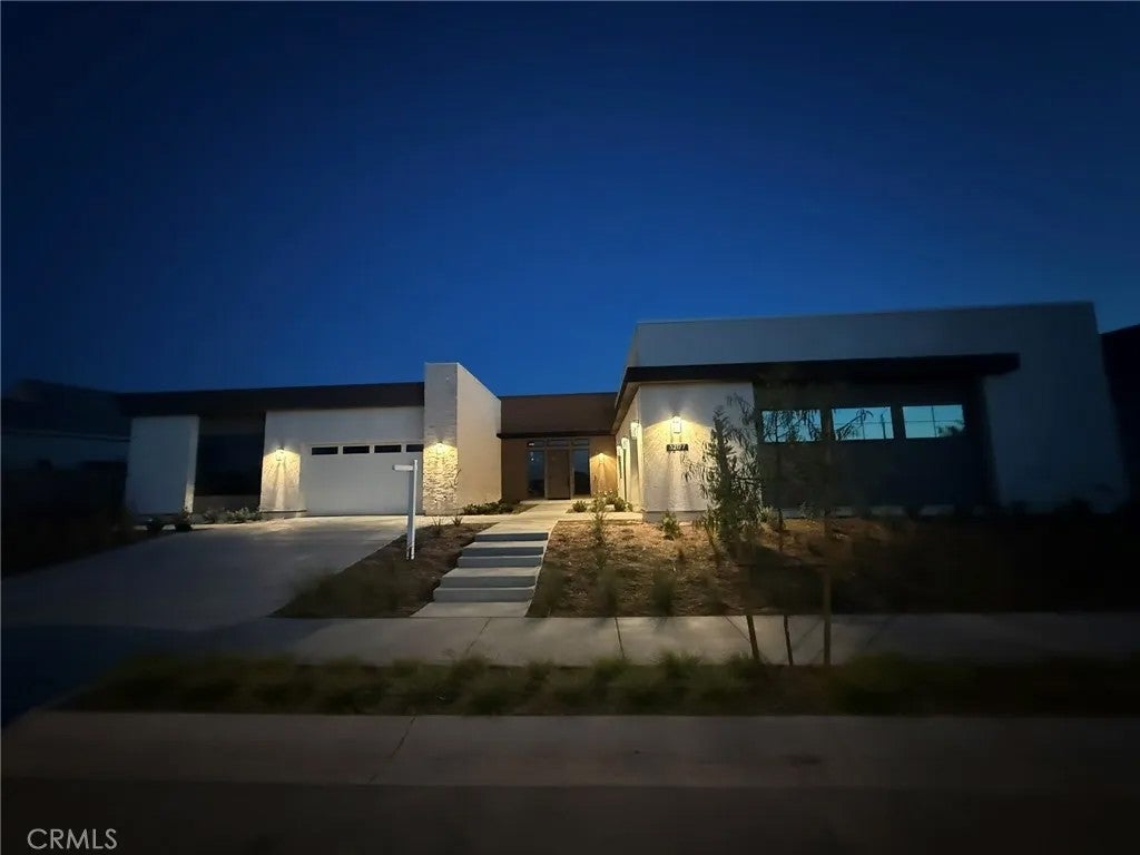 Photo of 32177 Daybrook Terrace, Temecula, CA 92591 (MLS # SW26187681)