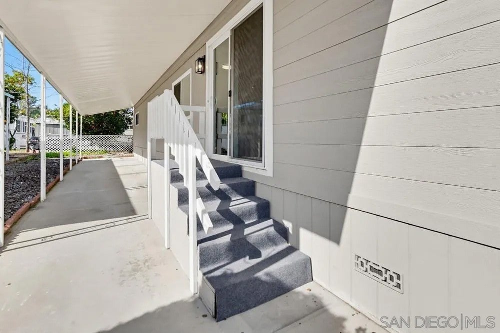 716 S 2nd Street