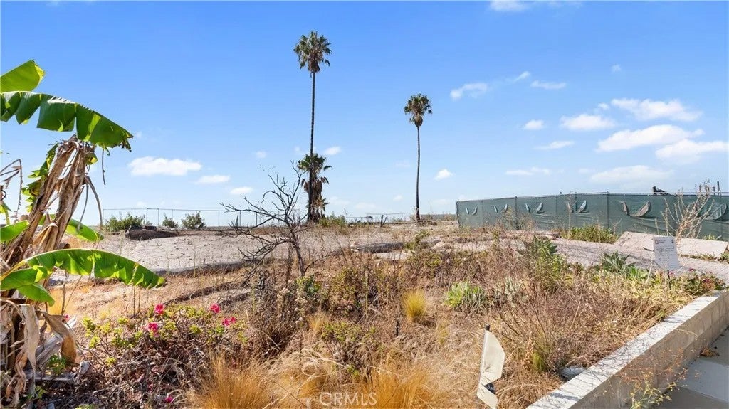 Photo of 18434 Clifftop WAY, Malibu, CA 90265 (MLS # SR26189104)