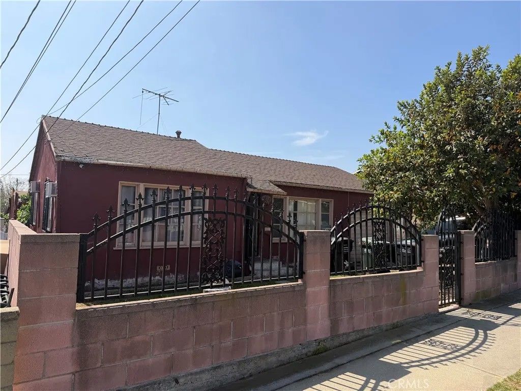 Photo of 4612 E 2nd St, East Los Angeles, CA 90022 (MLS # CV26063202)