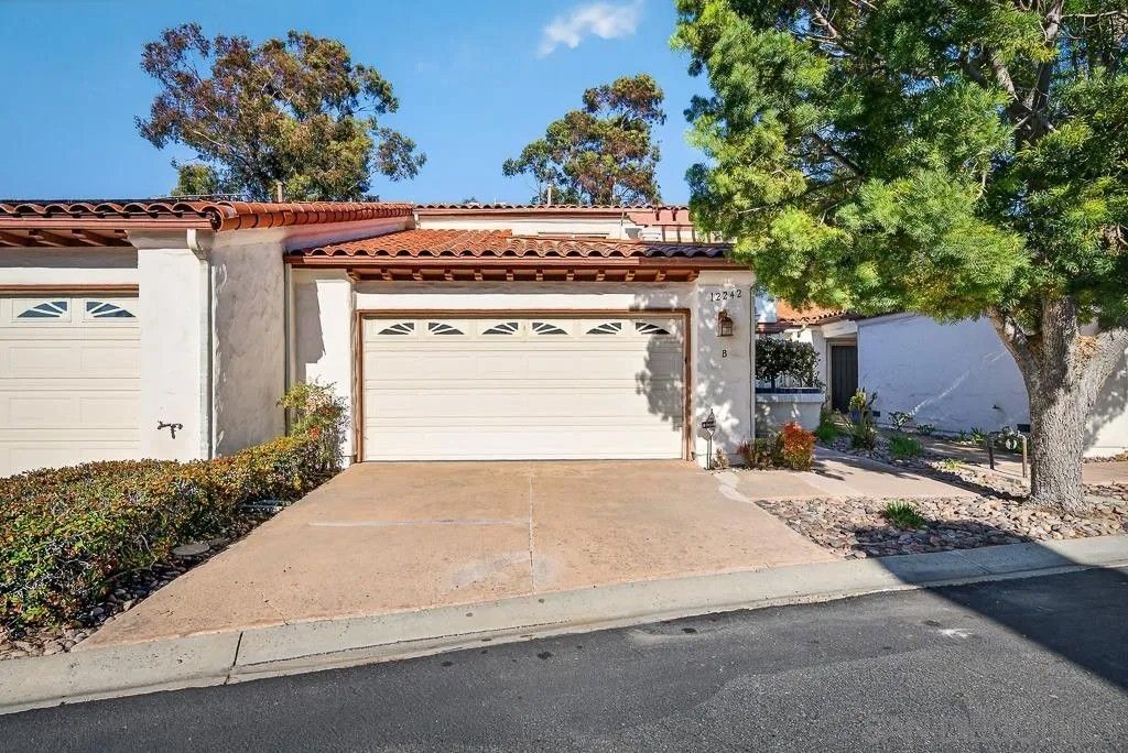 Photo of 12242 Paseo Lucido #B, San Diego, CA 92128 (MLS # 260007198)