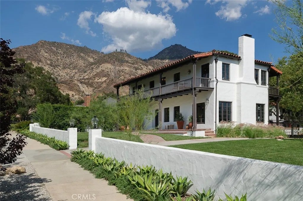 2098 Roosevelt