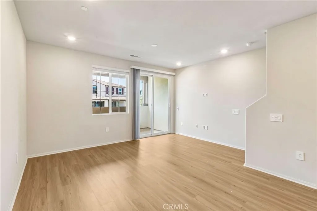 4873 Merida Way