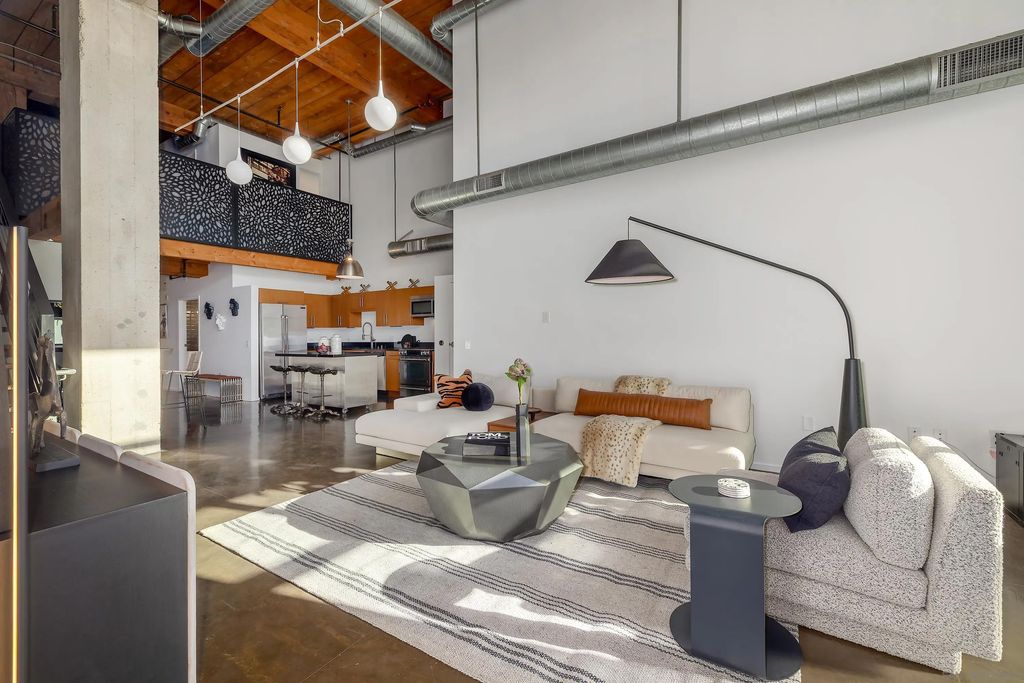 Photo of 530 S Hewitt St #131, Los Angeles, CA 90013 (MLS # 260005776)