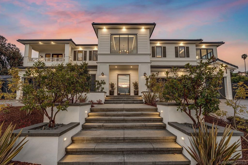 Photo of 6389 Castejon, La Jolla, CA 92037 (MLS # 250043155)