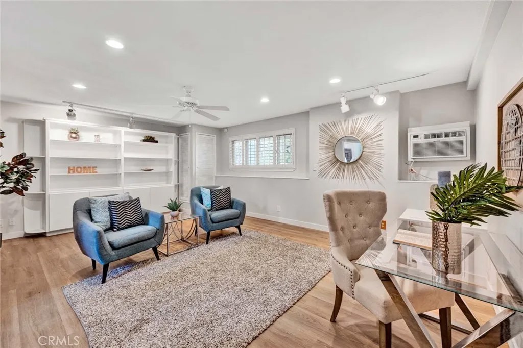 22 Rocky Knoll