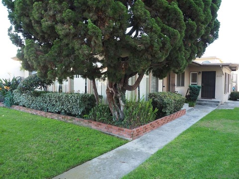Photo of 2127-2131 1/2 Felspar, San Diego, CA 92109 (MLS # 260018256)