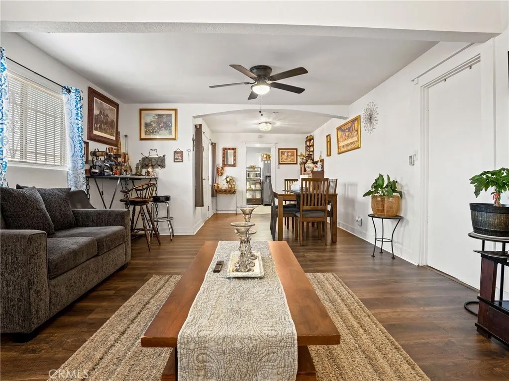 12400 S Wilmington