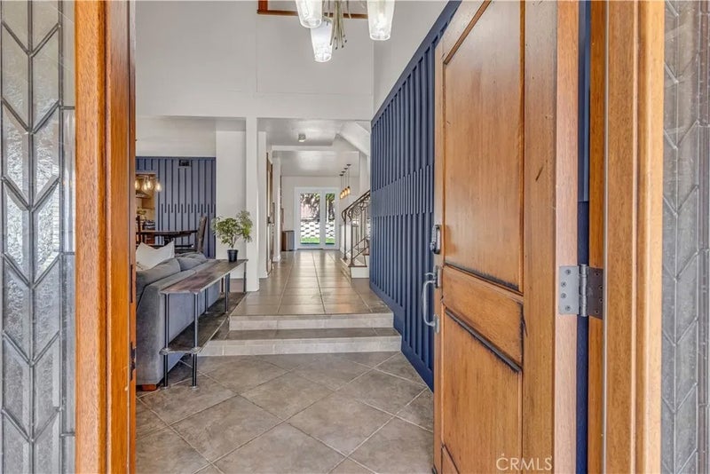 5967 Jacaranda Lane