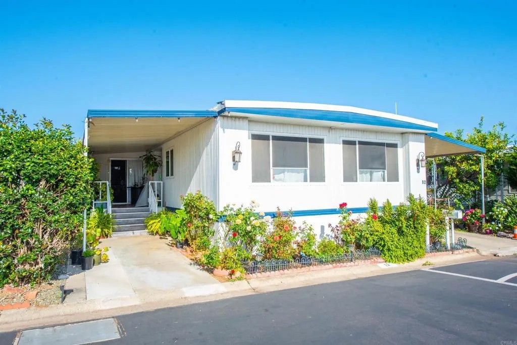 Photo of 1010 Bobier Dr #12, Vista, CA 92084 (MLS # NDP2506221)