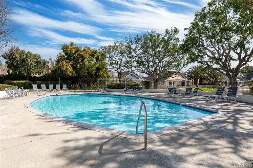 2712 S Montego unit B