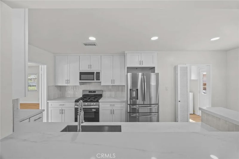 2445 W Marian
