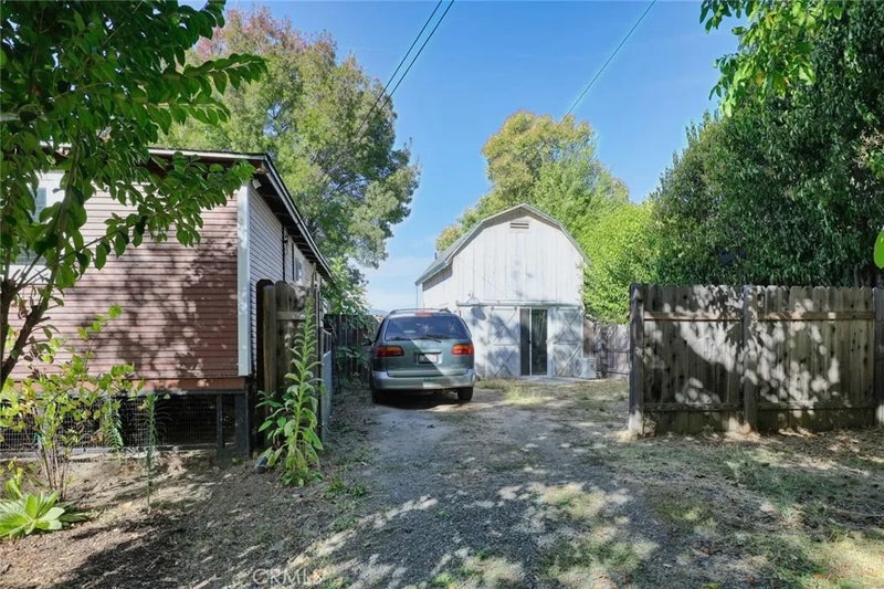 9695 Main