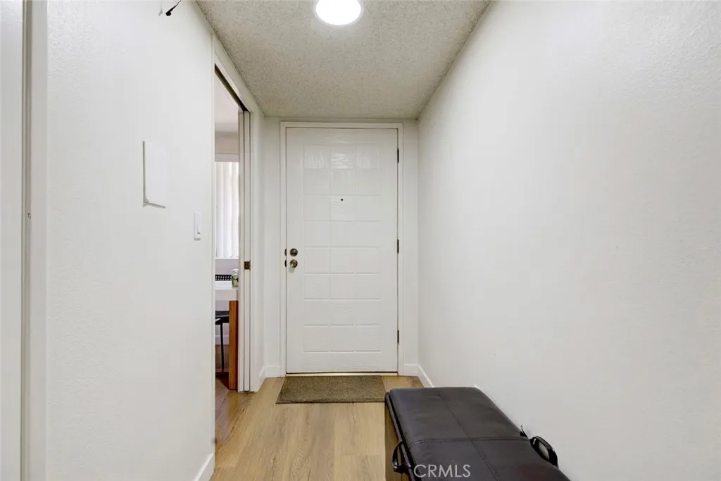 125 W Mountain Street 216