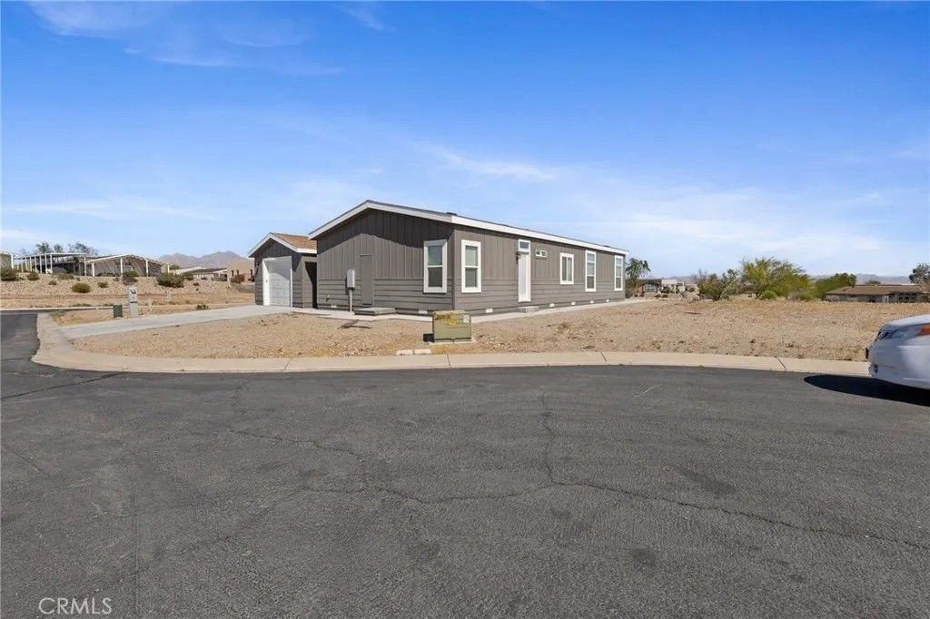 Photo of 12600 Havasu Lake Road #74, Needles, CA 92363 (MLS # SW26072907)