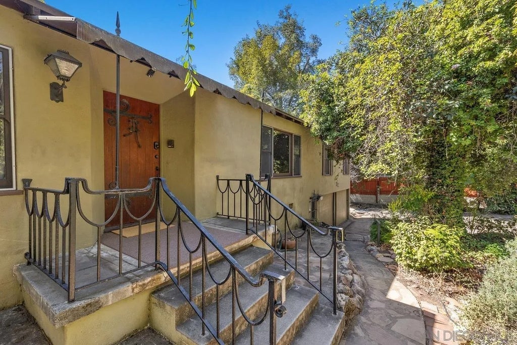 Photo of 9131 Madison Ave, La Mesa, CA 91941 (MLS # 260024156)