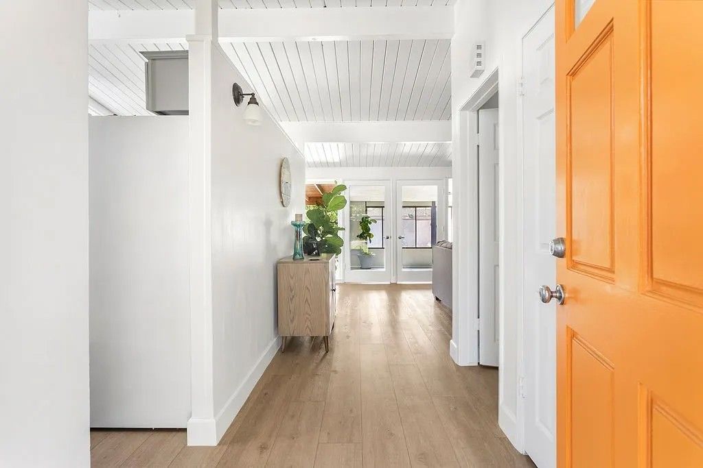 Photo of 2214 N Spruce Street, Santa Ana, CA 92706 (MLS # NP26080903)