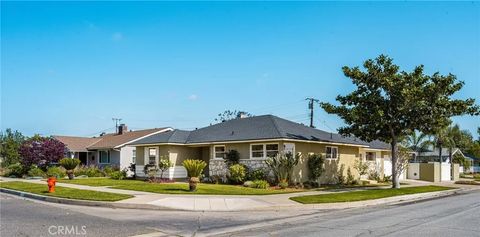 Photo of 1306 E Rose Avenue, Orange, CA 92867 (MLS # PW26094675)