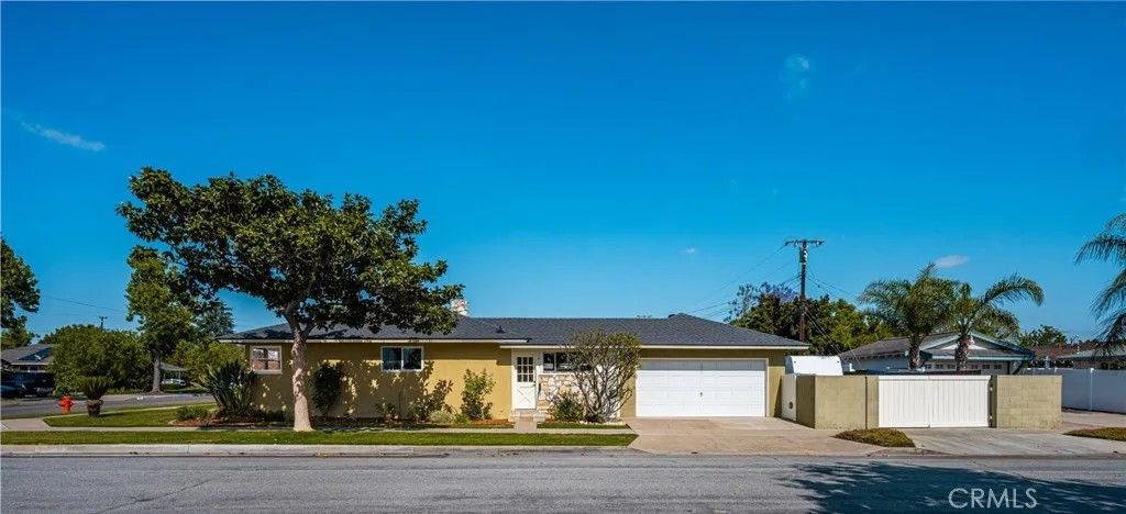Photo of 1306 E Rose Avenue, Orange, CA 92867 (MLS # PW26094675)